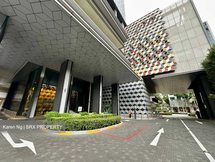 Centrium Square (D8), Office #635872911